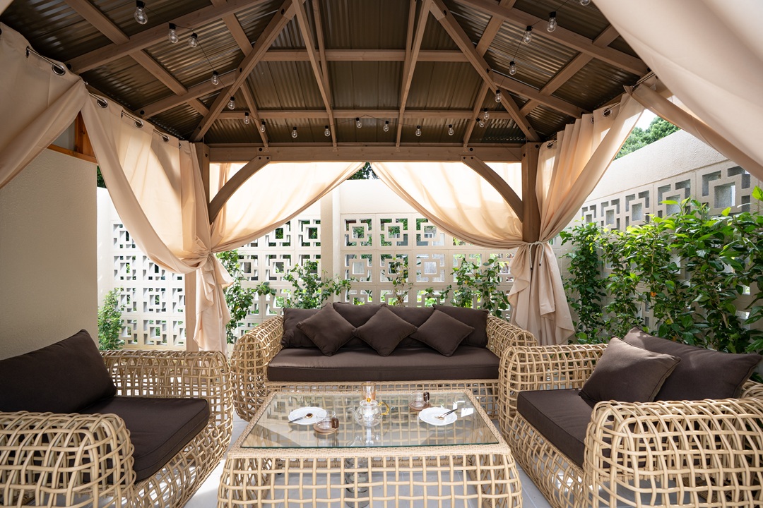 カフェ&ラウンジ 昼のカフェ風景4