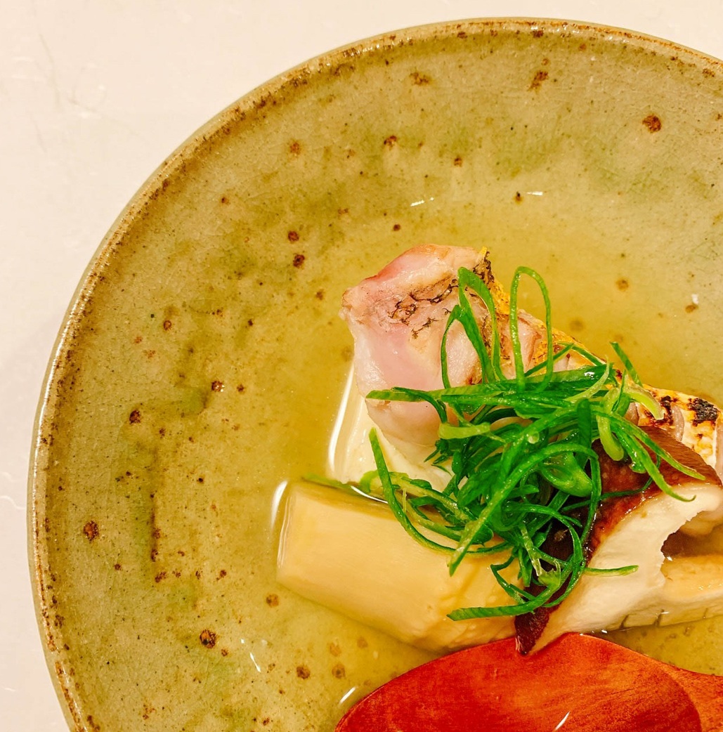 旬の沖縄食材と海の幸を味わう懐石コース