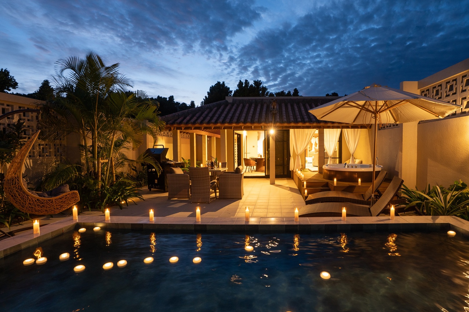 夜間の綺麗なTHE GARDEN Bise