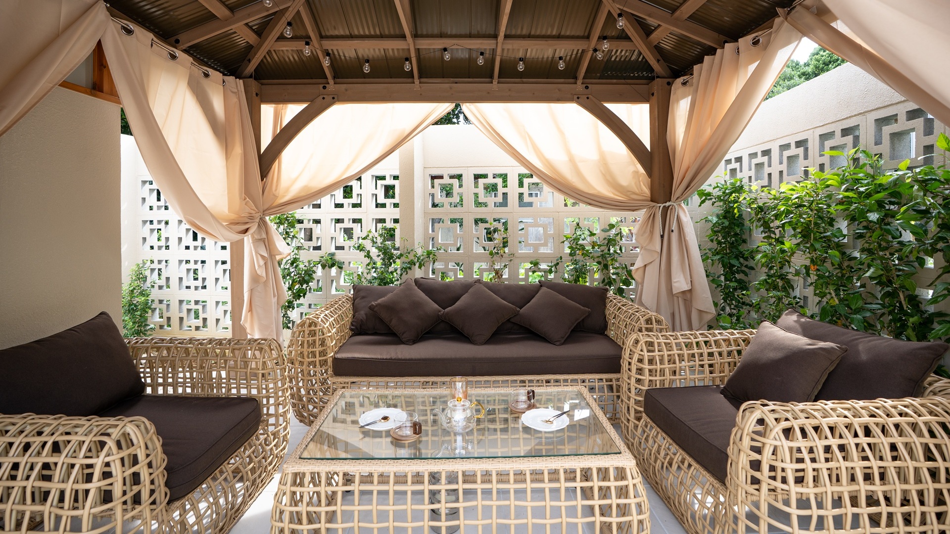 カフェ&ラウンジ